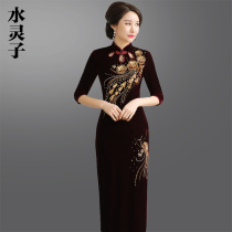 Golden velvet cheongsam temperament 2021 New Chinese style old Shanghai wedding banquet mother dress show retro cheongsam