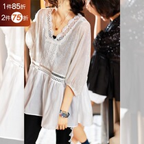 Plain wood V-neck loose doll shirt womens European station 2021 summer new European womens t-shirt foreign style large size top