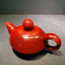 Guilin new Yulong wins chicken blood stone jade carving Hongfu Qitian teapot Power Week factory direct sales