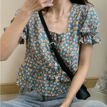 Summer sweetheart is thin and tall ~ French square collar floral short shirt