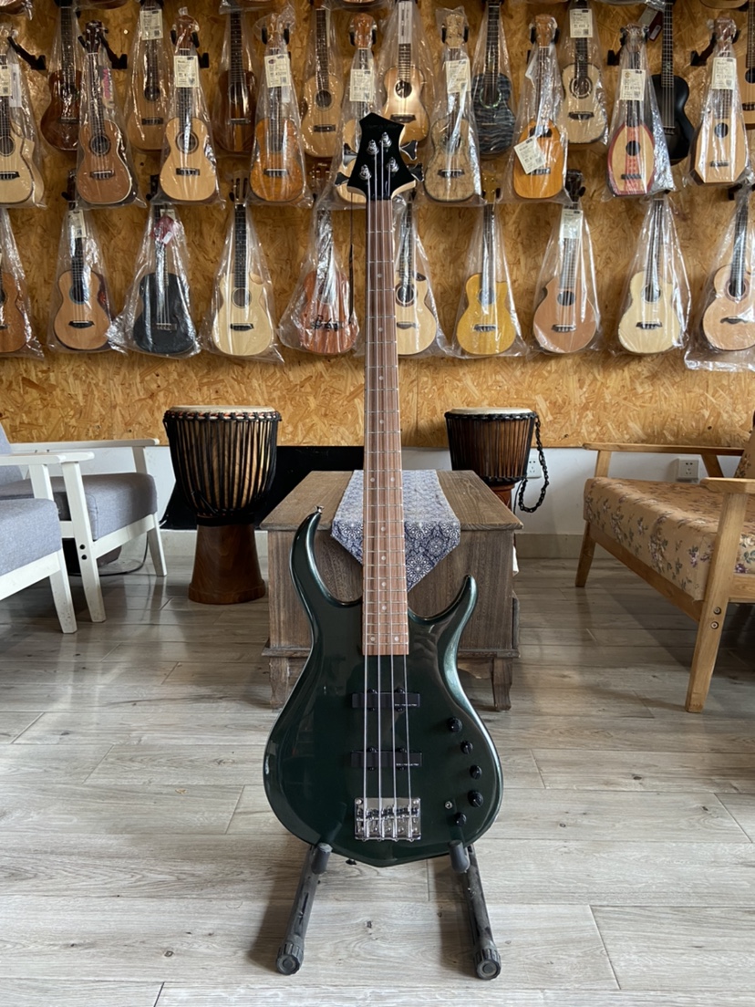 Bass SIRE Max Miller Marcus Miller Electric Bass Quad M1 Electric bass