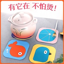 4 pieces of cartoon insulated placematte pot mat dinner plate mat coaster table plate silicone anti-scalding heat-resistant household bowl mat