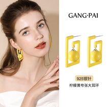 Silver needle geometric exaggerated large earrings design sense yellow earrings female 2021 New Tide temperament personality earrings