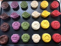 Moon cake mold household new printing hand-pressed wide-type ice skin Mid-Autumn baking mold model to do