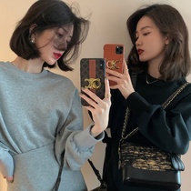 2021 New temperament Hong Kong taste comfortable fairy knitted lace-up waist sweater long sleeve French knee dress