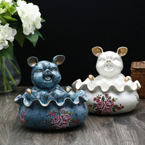 Creative lucky pig key storage box American porch wine cabinet decorations ornaments door shoe cabinet tea table storage box