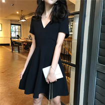 sandro bassa 2020 summer new French small black skirt waist temperament thin short-sleeved knitted dress