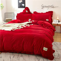 Teenage Girl Wind Crystal Suede Coral Suede Winter Warm Wedding Happy Wedding Festive Big Red Four Pieces Thicken Plus Suede Kit