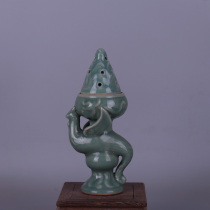 Song Longquan kiln plum green glaze smoker antique porcelain ornaments antique vintage old objects collection