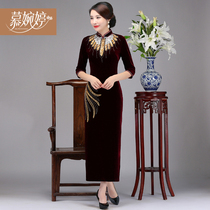 Golden velvet cheongsam dress autumn dress long middle-aged and elderly mother dress for wedding noble dress plus size