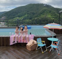 Portable outdoor camping equipped with aluminum alloy folding tables and chairs casual barbecue beach picnic table and chair combined