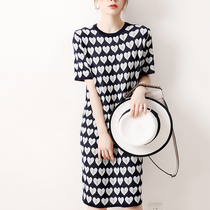 Japanese womens summer exquisite elegance can be done for girlfriends double-sided jacquard Tencent love embedded knitted skirt