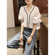 White V-neck bubble sleeve shirt women's loose large size wooden ears top European station spring summer 2022 new european