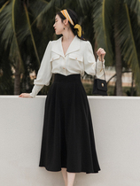 Spring suit female French can salt sweet rice white blouse with black skirt two-piece fashion age