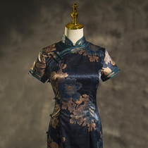 National tide cheongsam 2021 new high quality long modified version retro Chinese style flower dress autumn