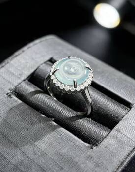 Natural grade a jadeite ping an buckle ring
