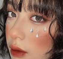 Wasteland plan tear makeup bright diamond teardrop eye corner sticker tear drill with sticky face eye makeup small drill decoration