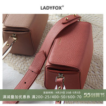Box Pack Pack 100 Lap Genuine Leather Skew Satchel Mini Small Square Bag Woman New Single Shoulder Bag Wide Shoulder Strap Bull Leather Small Case