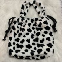 (Dairy Cow Kits) Plush Bag Carry-on Bag Drawing Rope Shrink Design Package Bag