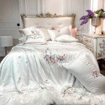 Fields Garden Summer 80 Bifacial Sky Silk Four Pieces Upscale Embroidery Quilt Cover Nude Sleeping Silk Slip Little Fresh Bed Supplies