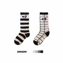 OMIOMI Autumn New Products Original Design Western Style Comfortable Boneless Striped Plaid Childrens Socks A Set of Two Pairs
