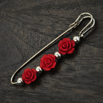 Retro jewelry lacquer carved rose brooch pin sweater accessories literary style Korean version of classical holiday birthday gift