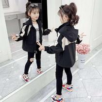 Girls  spring jacket 2020 new Korean version of the big childrens western style jacket spring and autumn childrens fashionable windbreaker trend