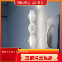 Sofa side living room floor lamp modern simple design sense designer Model Room Villa acrylic floor lamp