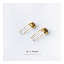 G S hands for lukewarm wind European and American extremely simple buckle needle ear nail small crowddesigners metal texture earrings