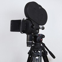 Western antiques German Ali Arriflex 35 mm film camera with scaffolding function is normal