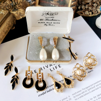 vintag Overseas Custom Ancient Ins Egypt Wind Network Red Earrings Water Drop Pearl European and American 100 lap ear clips