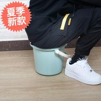 Convenient urine bucket for the elderly Adult urine pot plastic elderly urine basin home Ladies tall feet thick j pregnant women