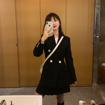  2020 Korean version of Xiaoxiang British style black small suit jacket female design sense niche loose top autumn and winter new