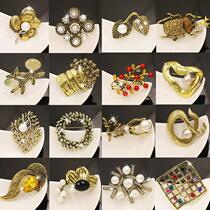 European and American brooch retro style new buckle individuality 100 hitch pearls sweaters coat big suit and simple dont pin accessories to the chest flowers