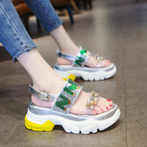 European station muffin sports sandals womens summer 2021 new thick bottom wild transparent rhinestone letter sandals beach shoes