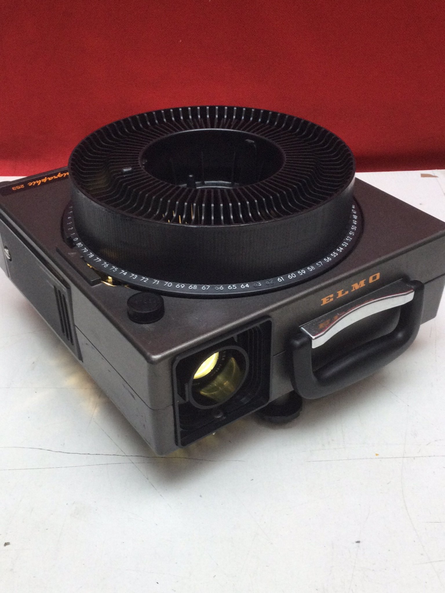 A must-have for retro enthusiasts! the elmo 253 slide projector from ...