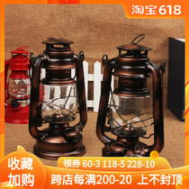 Vintage coal oil lamp old style hand horse lamp nostalgic iron art home emergency light outdoor lighting to shoot the wind lamp mast light