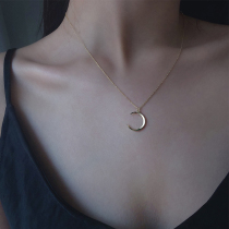 s925 Pure Silver Niche Design Moon Necklace Female Tide Lock Bone Chain Short net red minimalist Temperament Lukewarm Korean version