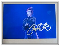 November 2019 New version of Wang Junkai no border concert K version 5 sends 1 pro-pen signature photo