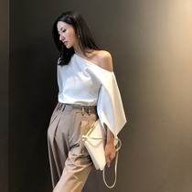 Irregular top womens 2021 summer new western style one-shoulder lazy style off-the-shoulder heart design shirt women