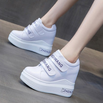 Small white shoes thick soled 2020 Spring New Wild Style small leather shoes inside increased casual sports shoes X0227