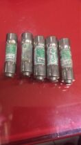CC-TRON FNQ-R-10 10A 600V 10X38 No foot ceramic fuse tested well