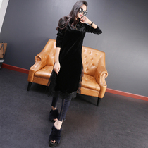 Europe Station 2020 Winter New Retro Body Display Slim Splicing Lace Underdress Medium Long Wire Velvet Dress Dress