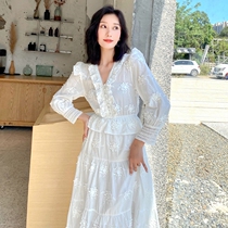 Reduced age and foreign name Yuanyuan Early Autumn Temperament style collection waist display slim Liandress Girl new white fairy Long dress