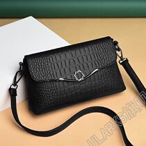 ~ Middle-aged Mother Mother-in-law Soft Leather Bag 2022 New Wave Lady Backpack Atmosphere Single Shoulder Skewed Satchel Fashion Small Bag