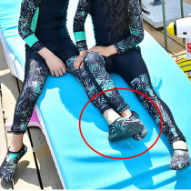 Beach socks shoes men and women Diving Snorkeling children wading swimming shoes soft shoes non-slip anti-cut red foot skin shoes