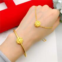 Zhou Dafu Huanmei Japan-ROK foundation four-leaf grass bracelet 18K gold genuine 24k gold jewelry to never fall off color