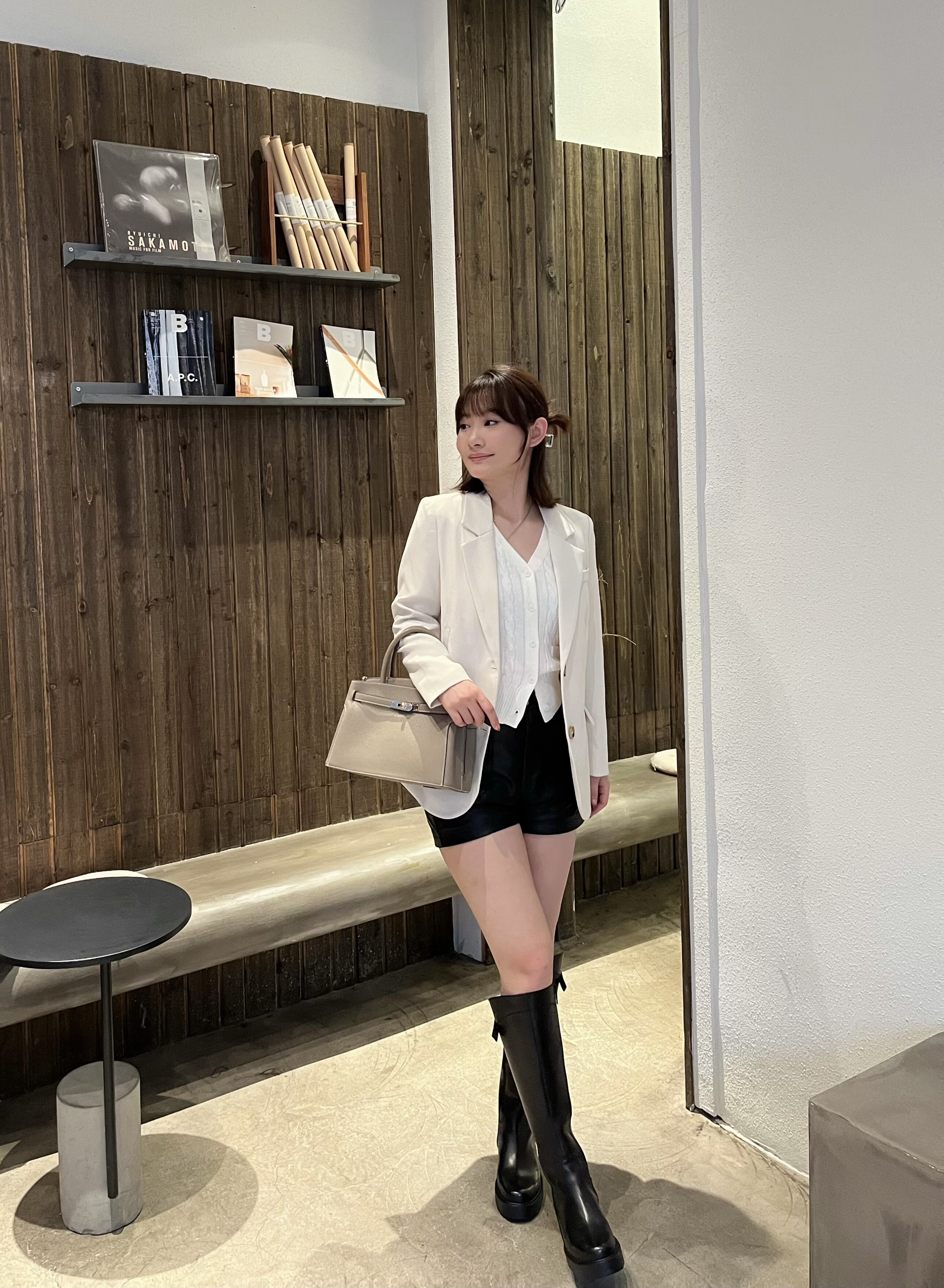 百丽鎏金岁月凯莉包 质感牛皮高级耐磨 大容量通勤 妈妈包婚包两用