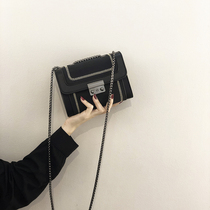  High-end small bag female 2021 new fashion western style retro wild ins chain shoulder messenger small square bag