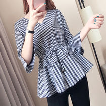 Plaid shirt womens 2021 spring and autumn new retro port wind foreign style fashion waist thin shirt cover belly top